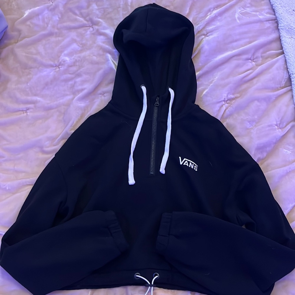 vans black cropped half zip pullover